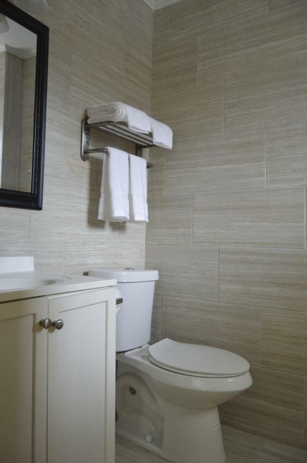 Regency Inn Toccoa Bagian luar foto